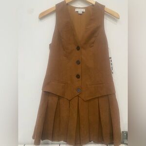 HYFVE Brown Pleated Dress.            One Piece!